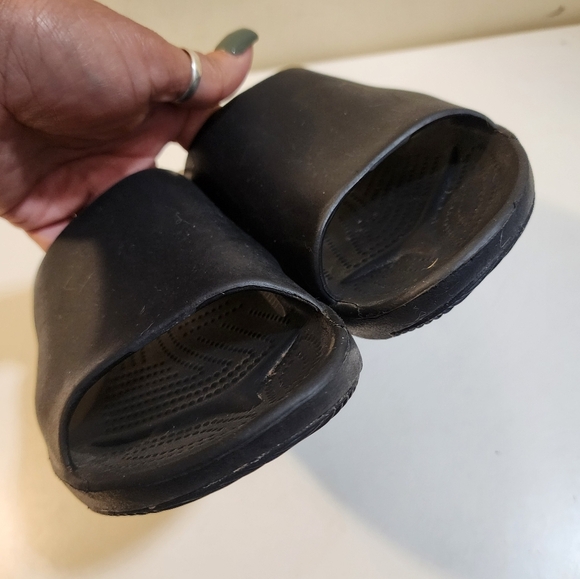 DAWGS Women's Black Rubber Slides Sandals size 9 - Picture 4 of 13